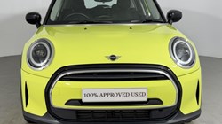 2022 (72) MINI HATCHBACK 1.5 Cooper Classic 5dr Auto 5385768