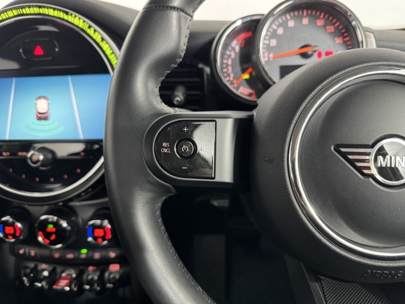2022 (72) MINI HATCHBACK 1.5 Cooper Classic 5dr Auto 5385710