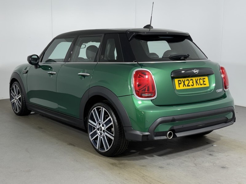2023 (23) MINI HATCHBACK 1.5 Cooper Exclusive Premium Plus 5dr Auto 5310290