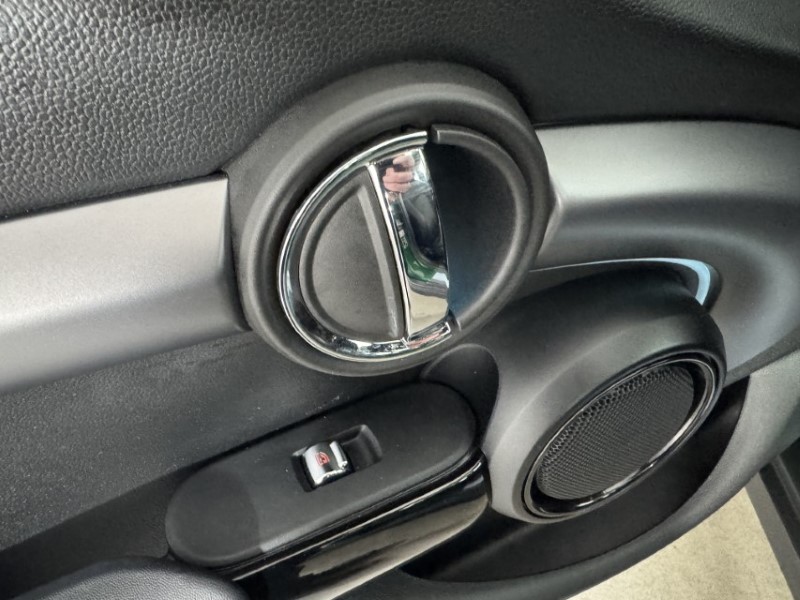 2023 (23) MINI HATCHBACK 1.5 Cooper Exclusive Premium Plus 5dr Auto 5310288