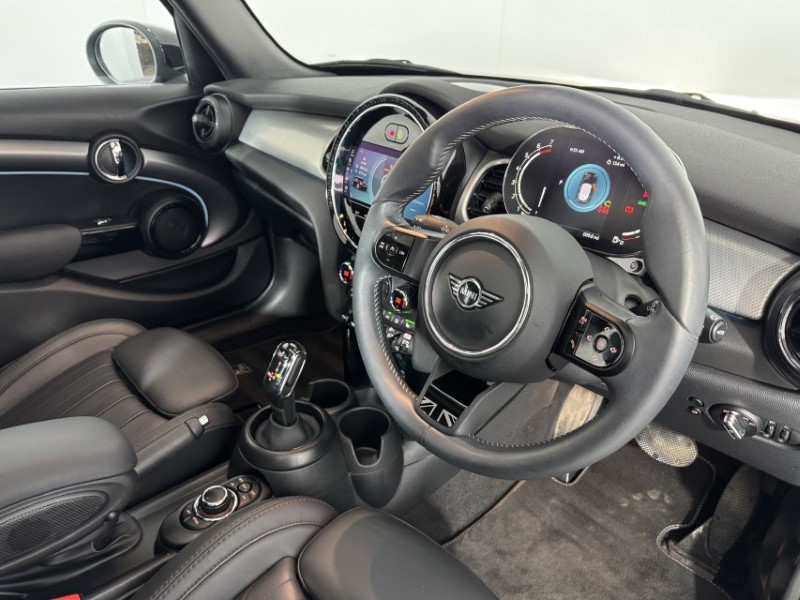 2023 (23) MINI HATCHBACK 1.5 Cooper Exclusive Premium Plus 5dr Auto 5310257