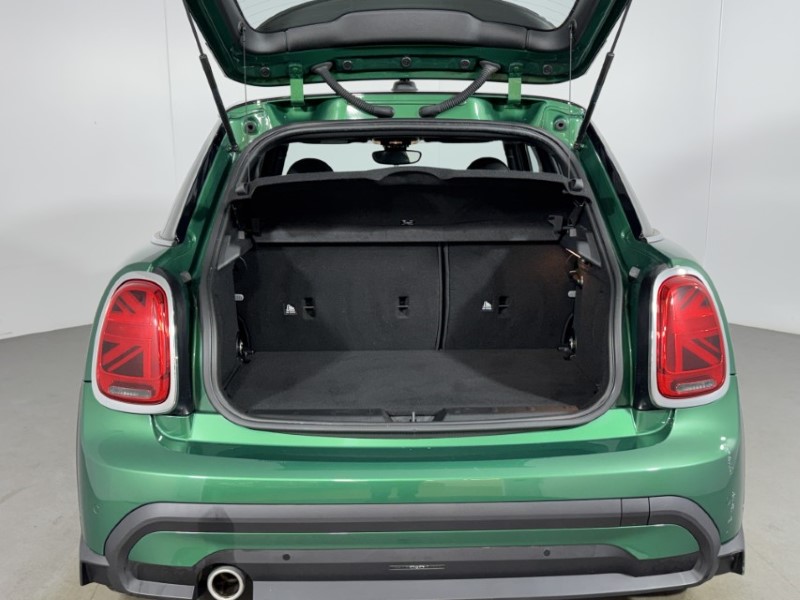 2023 (23) MINI HATCHBACK 1.5 Cooper Exclusive Premium Plus 5dr Auto 5310278