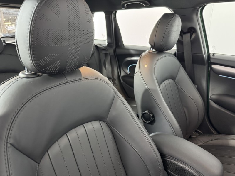 2023 (23) MINI HATCHBACK 1.5 Cooper Exclusive Premium Plus 5dr Auto 5310253