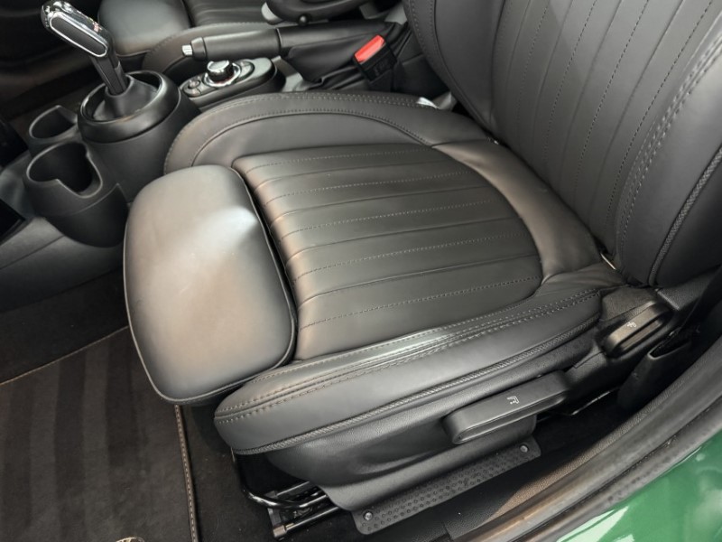 2023 (23) MINI HATCHBACK 1.5 Cooper Exclusive Premium Plus 5dr Auto 5310285