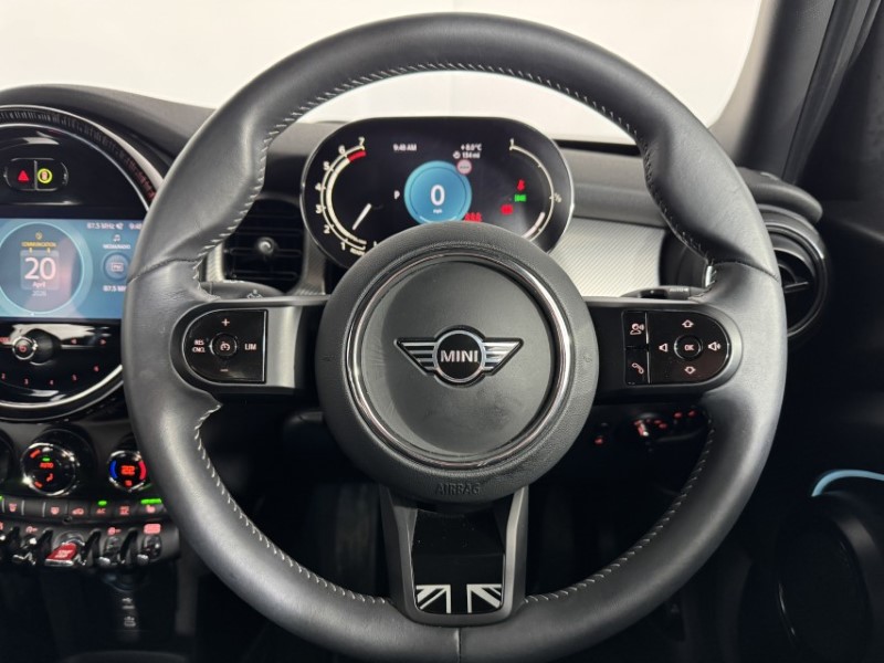 2023 (23) MINI HATCHBACK 1.5 Cooper Exclusive Premium Plus 5dr Auto 5310223