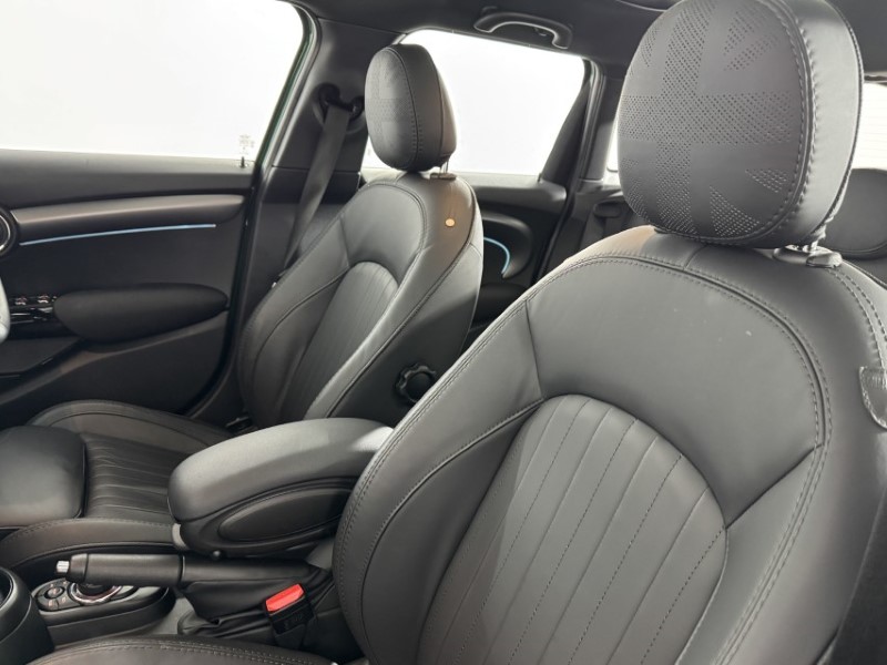 2023 (23) MINI HATCHBACK 1.5 Cooper Exclusive Premium Plus 5dr Auto 5310284