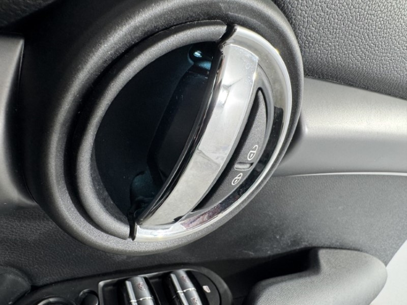 2023 (23) MINI HATCHBACK 1.5 Cooper Exclusive Premium Plus 5dr Auto 5310261