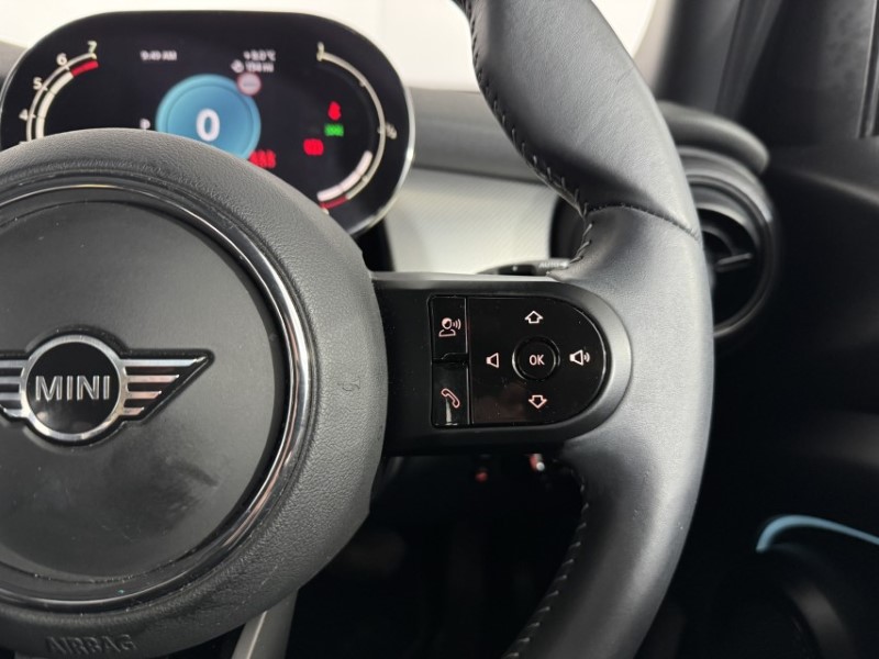 2023 (23) MINI HATCHBACK 1.5 Cooper Exclusive Premium Plus 5dr Auto 5310225