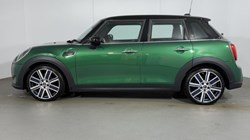 2023 (23) MINI HATCHBACK 1.5 Cooper Exclusive Premium Plus 5dr Auto 5310289