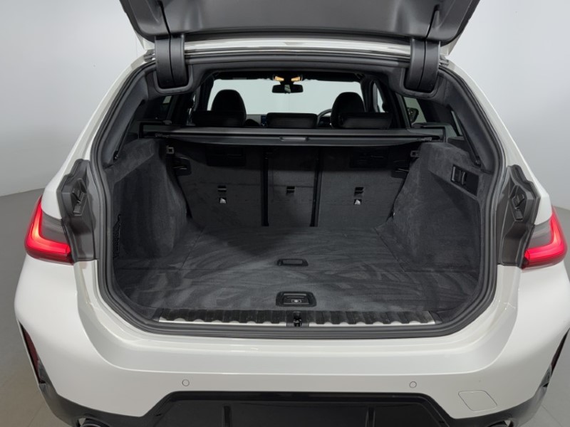 2025 (25) BMW 3 SERIES 320i M Sport 5dr Step Auto 5310818