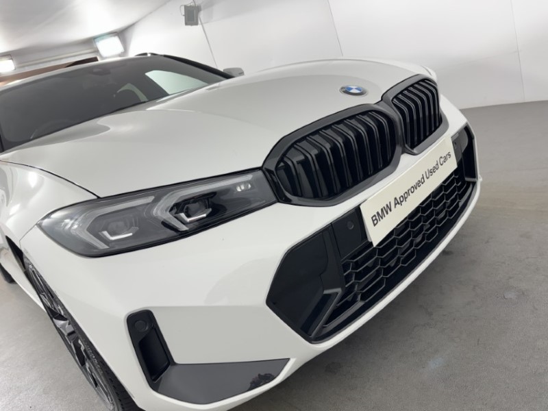 2025 (25) BMW 3 SERIES 320i M Sport 5dr Step Auto 5310808