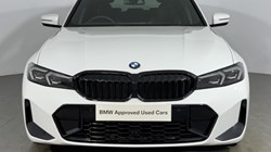 2025 (25) BMW 3 SERIES 320i M Sport 5dr Step Auto 5310864