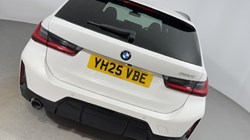 2025 (25) BMW 3 SERIES 320i M Sport 5dr Step Auto 5310817