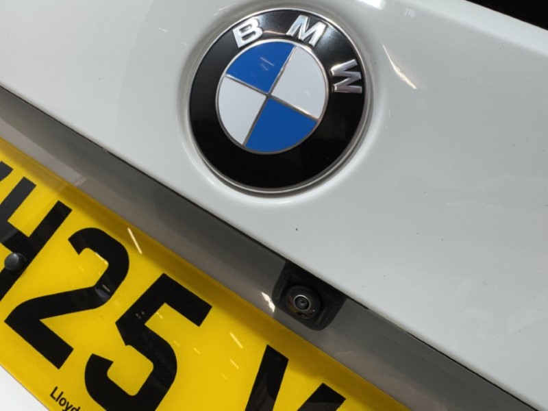 2025 (25) BMW 3 SERIES 320i M Sport 5dr Step Auto 5310815