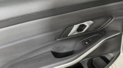 2025 (25) BMW 3 SERIES 320i M Sport 5dr Step Auto 5310835