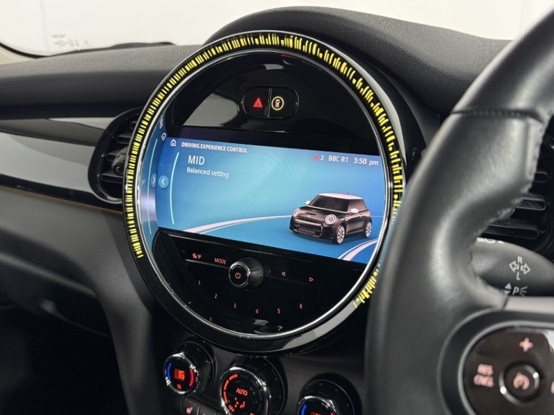2023 (23) MINI HATCHBACK 1.5 Cooper Classic 3dr Auto 5404909