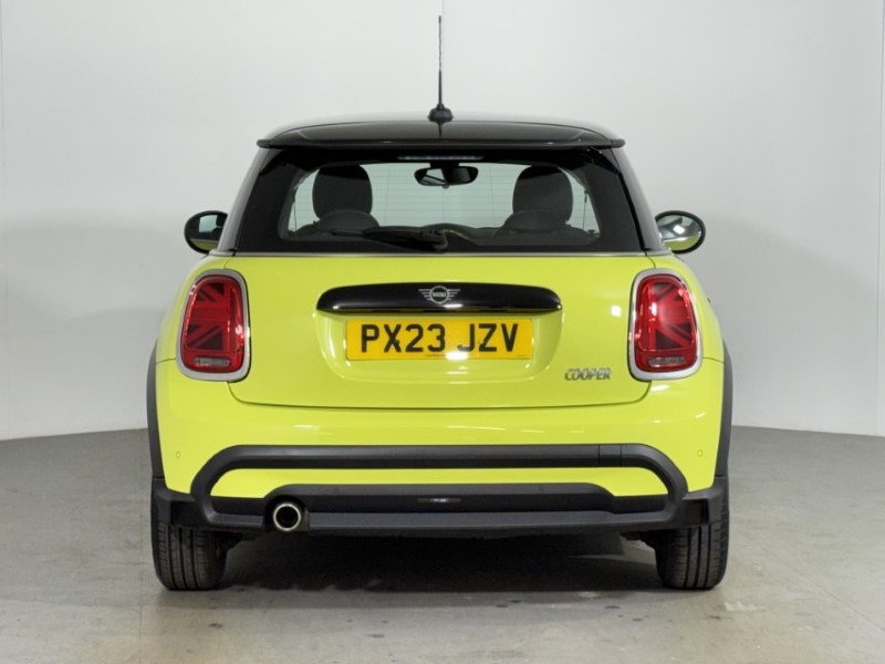 2023 (23) MINI HATCHBACK 1.5 Cooper Classic 3dr Auto 5404924