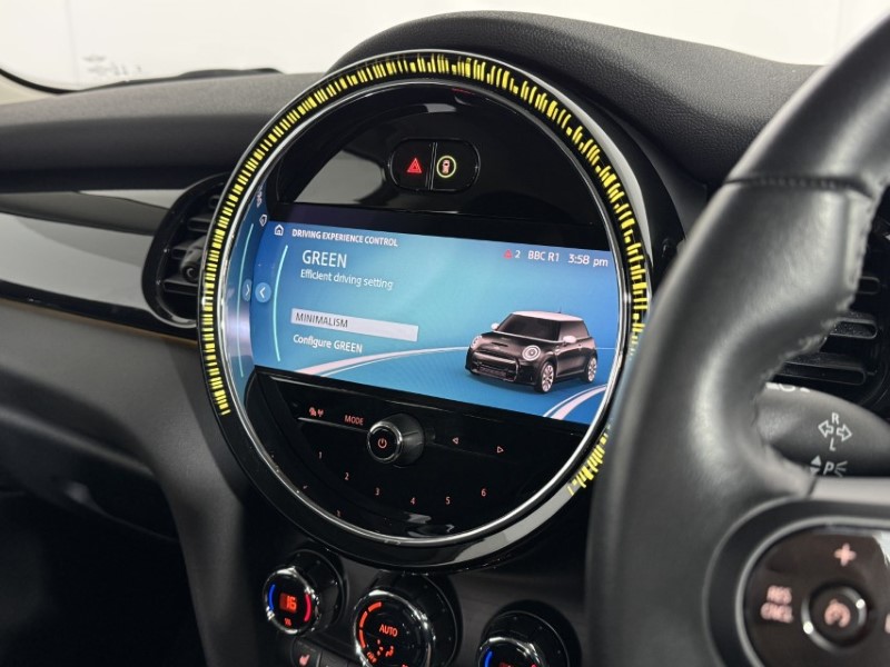 2023 (23) MINI HATCHBACK 1.5 Cooper Classic 3dr Auto 5404910