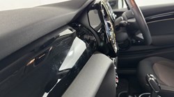 2023 (23) MINI HATCHBACK 1.5 Cooper Classic 3dr Auto 5404926