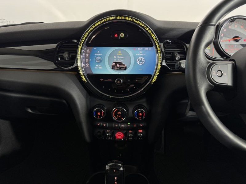 2023 (23) MINI HATCHBACK 1.5 Cooper Classic 3dr Auto 5404894