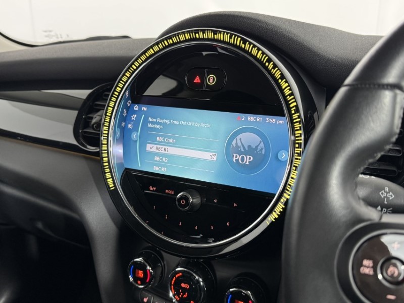 2023 (23) MINI HATCHBACK 1.5 Cooper Classic 3dr Auto 5404905