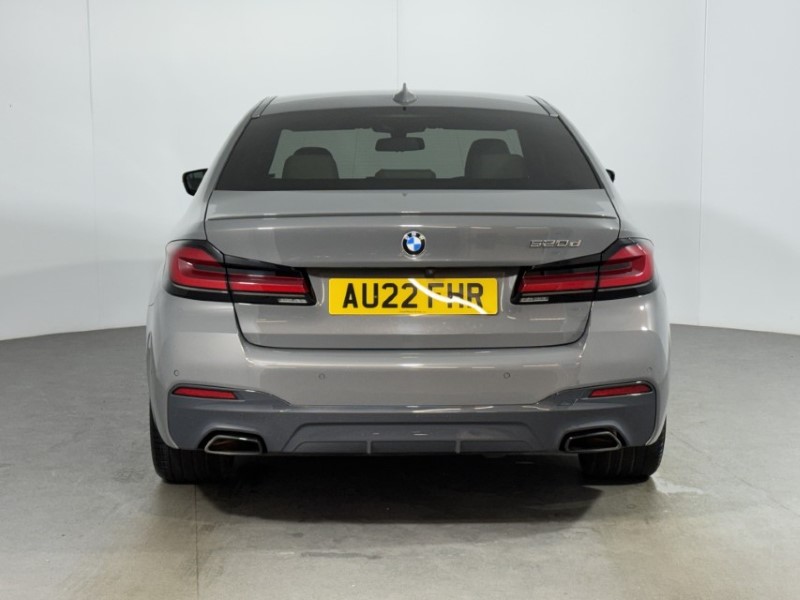 2022 (22) BMW 5 SERIES 520d MHT M Sport 4dr Step Auto 5342398