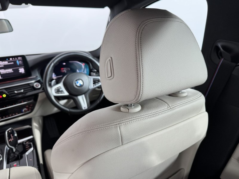 2022 (22) BMW 5 SERIES 520d MHT M Sport 4dr Step Auto 5342411