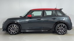 2024 (74) MINI COOPER 1.5 C Sport 5dr Auto 5410086