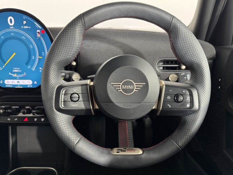 2024 (74) MINI COOPER 1.5 C Sport 5dr Auto 5410045