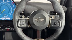 2024 (74) MINI COOPER 1.5 C Sport 5dr Auto 5410045