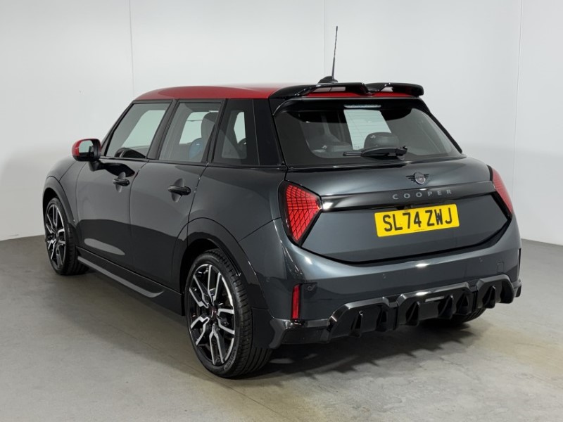 2024 (74) MINI COOPER 1.5 C Sport 5dr Auto 5410085