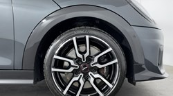 2024 (74) MINI COOPER 1.5 C Sport 5dr Auto 5410066