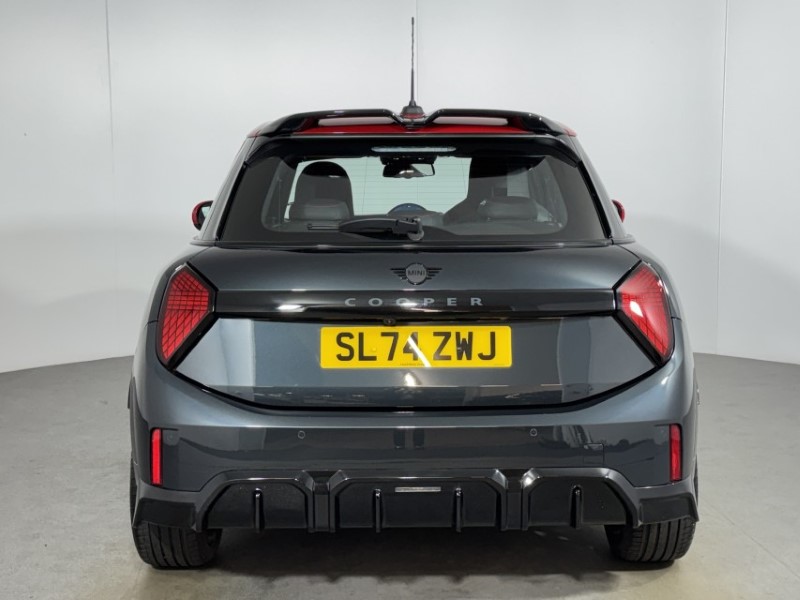 2024 (74) MINI COOPER 1.5 C Sport 5dr Auto 5410084