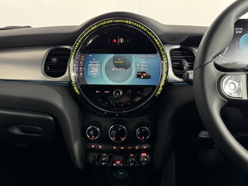 2023 (23) MINI HATCHBACK 1.5 Cooper Exclusive Premium 5dr Auto 5343710