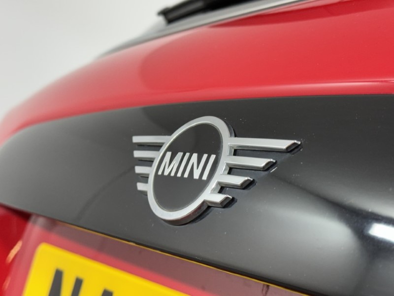 2023 (23) MINI HATCHBACK 1.5 Cooper Exclusive Premium 5dr Auto 5343742