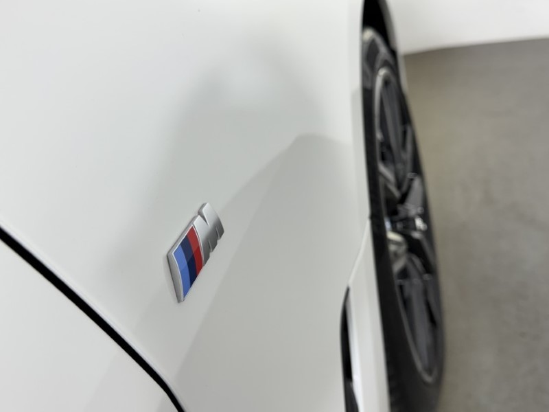 2025 (75) BMW I4 250kW eDrive40 M Sport 83.9kWh 5dr Auto 5402325