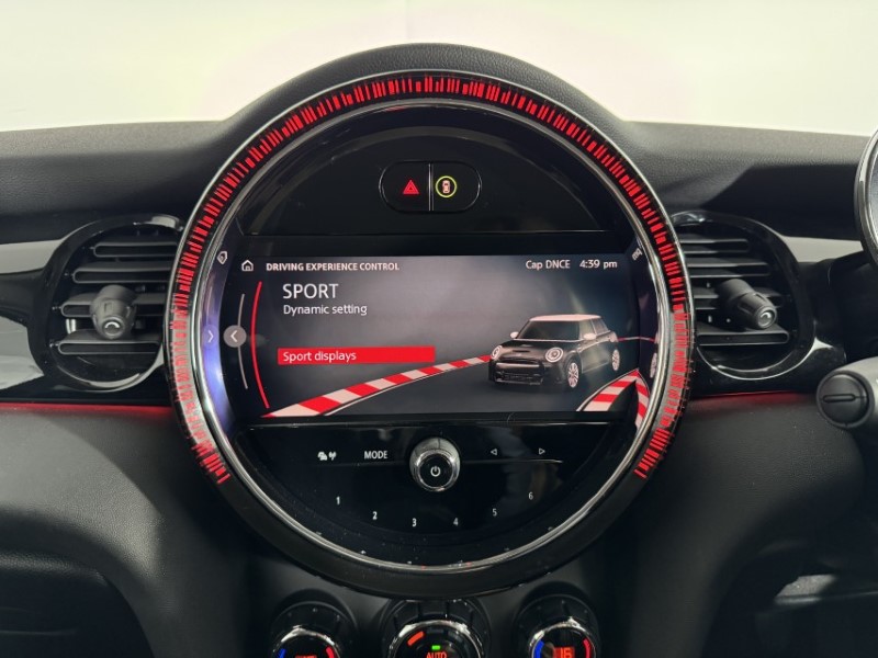 2023 (23) MINI HATCHBACK 1.5 Cooper Classic Premium 5dr 5485743