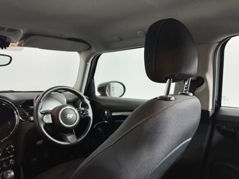 2023 (23) MINI HATCHBACK 1.5 Cooper Classic Premium 5dr 5485767