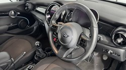 2023 (23) MINI HATCHBACK 1.5 Cooper Classic Premium 5dr 5485752