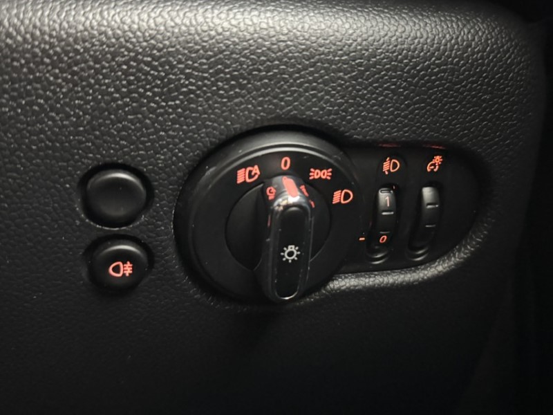 2023 (23) MINI HATCHBACK 1.5 Cooper Classic Premium 5dr 5485747