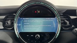 2023 (23) MINI HATCHBACK 1.5 Cooper Classic Premium 5dr 5485740