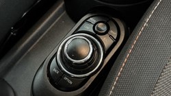 2023 (23) MINI HATCHBACK 1.5 Cooper Classic Premium 5dr 5485755