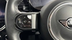 2023 (23) MINI HATCHBACK 1.5 Cooper Classic Premium 5dr 5485750