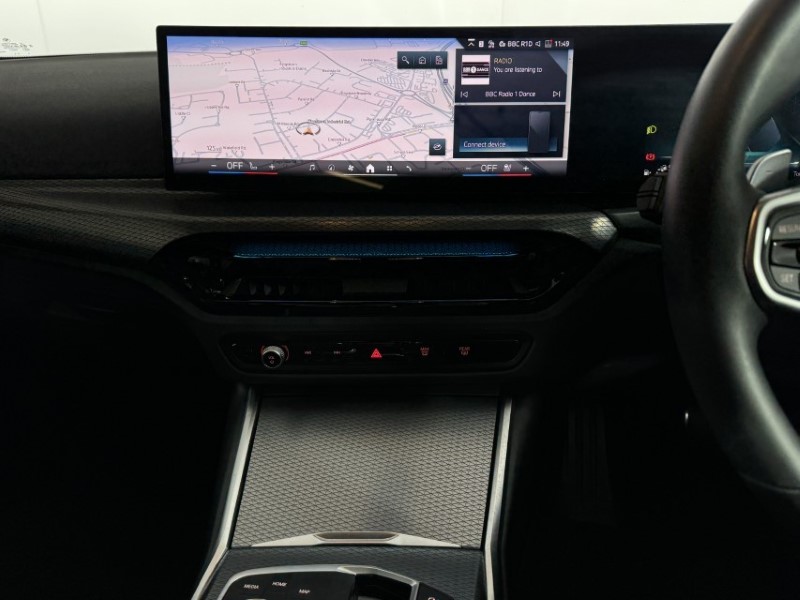 2025 (75) BMW 3 SERIES 330e 22.3 kWh M Sport 4dr Step Auto 5411315