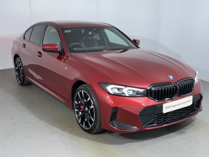 2025 (75) BMW 3 SERIES 330e 22.3 kWh M Sport 4dr Step Auto