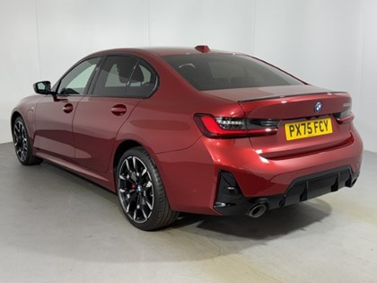 2025 (75) BMW 3 SERIES 330e 22.3 kWh M Sport 4dr Step Auto