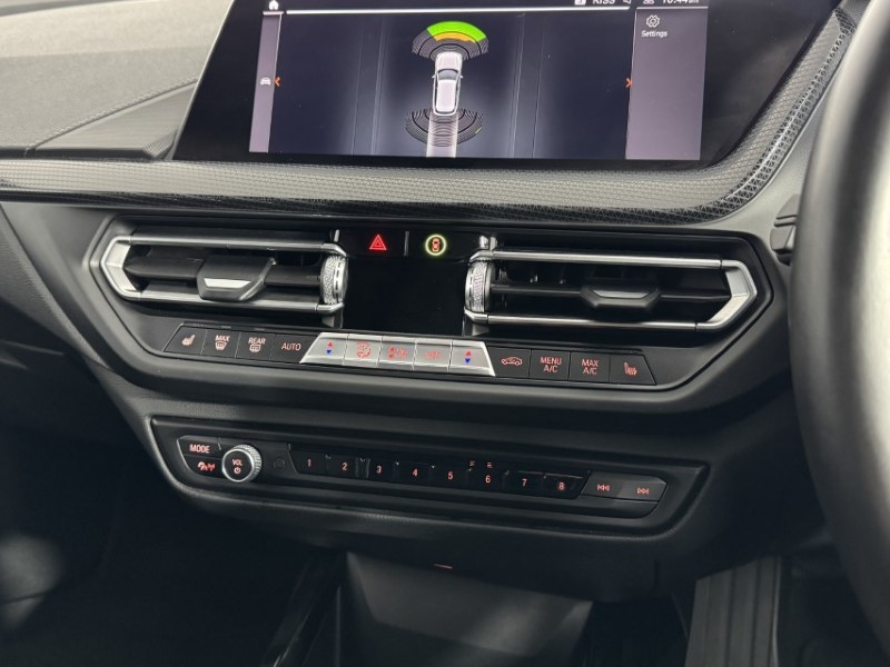 2021 (21) BMW 1 SERIES M135i xDrive 5dr Step Auto 5459571