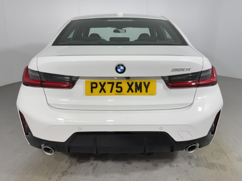 2025 (75) BMW 3 SERIES 320i M Sport 4dr Step Auto 5403133