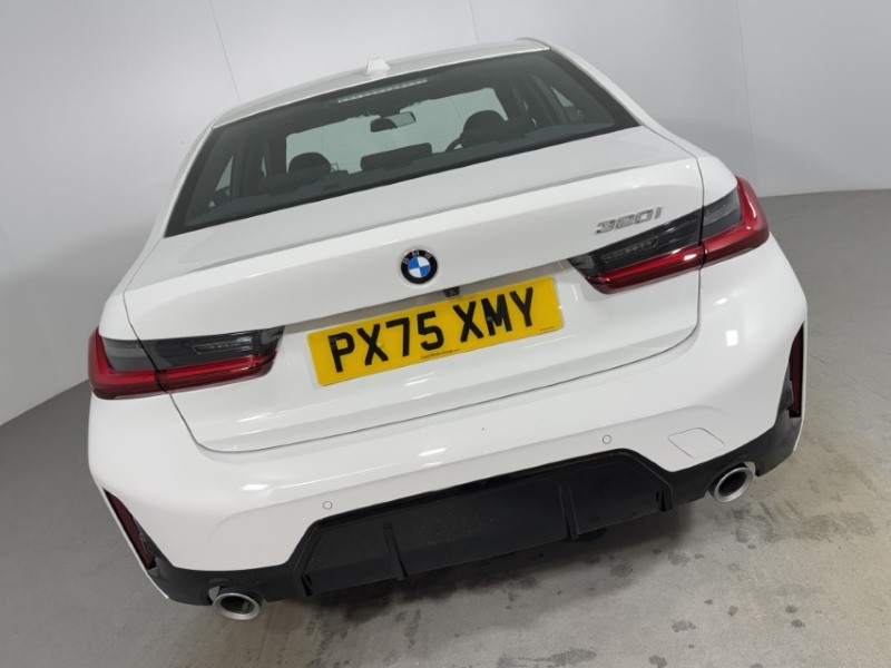 2025 (75) BMW 3 SERIES 320i M Sport 4dr Step Auto 5403134