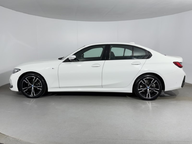 2025 (75) BMW 3 SERIES 320i M Sport 4dr Step Auto 5403152